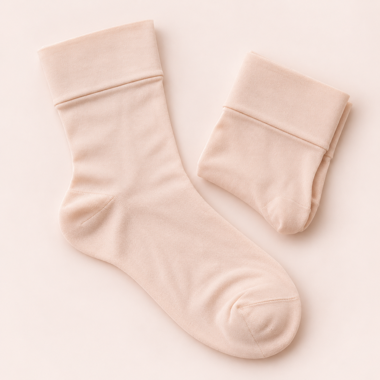 Ballet ankle socks – ribbed cuff and fabric detail close-up